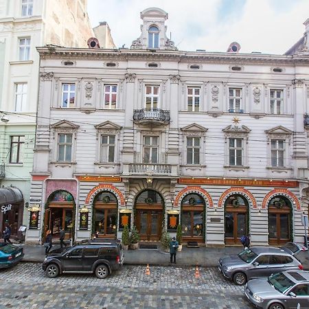 Австрійська Квартира В Центрі На Вулиці Михальчука 5 Lvov Exteriér fotografie