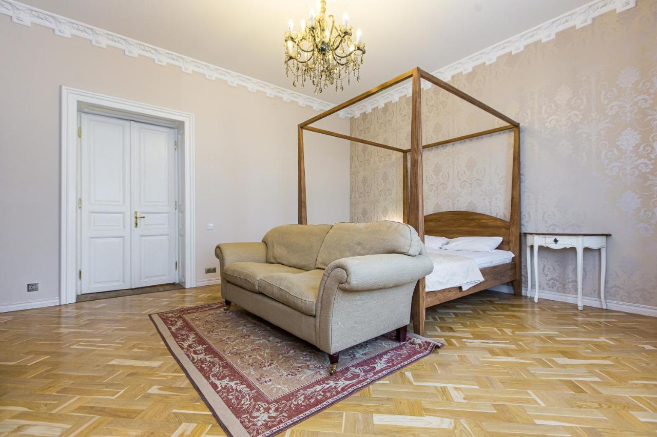 Австрійська Квартира В Центрі На Вулиці Михальчука 5 Lvov Exteriér fotografie