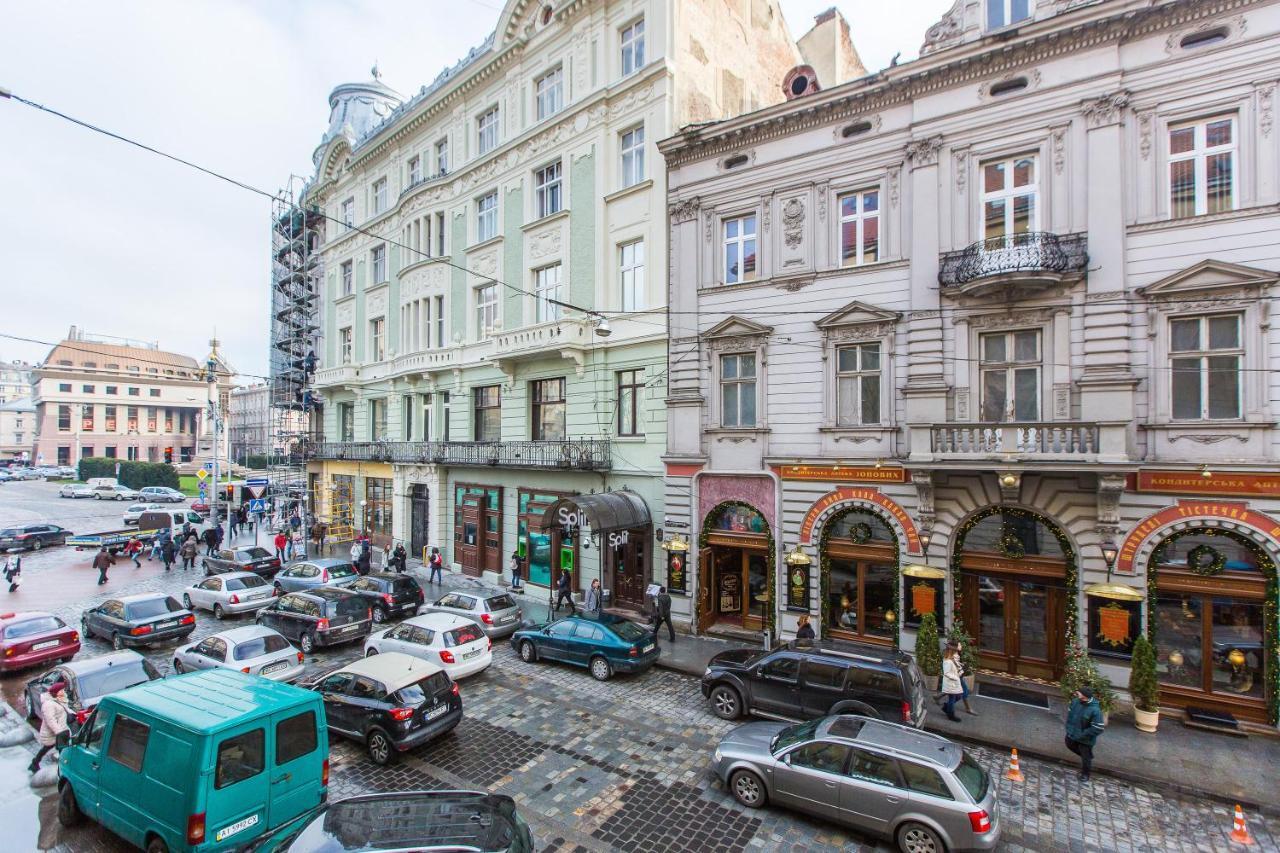 Австрійська Квартира В Центрі На Вулиці Михальчука 5 Lvov Exteriér fotografie